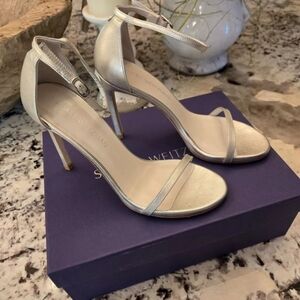 Stuart Weitzman Nudist Song Pearl Washed Nappa Sandal Womens 8.5